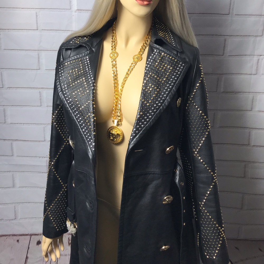 VERSACE - Picture 2 of 8